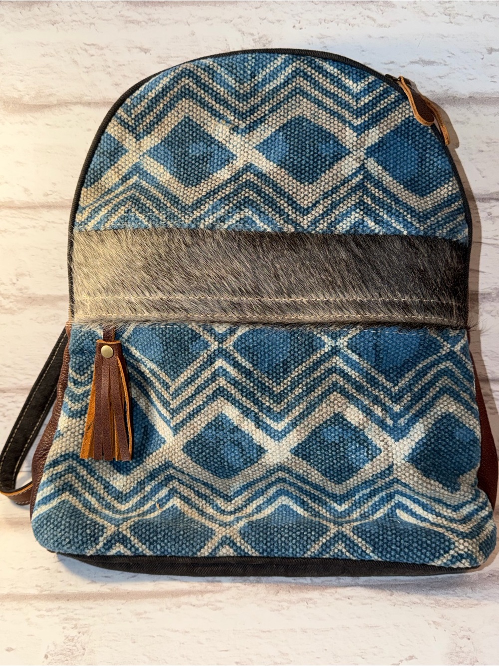 NWT MYRA Chevron Blue Breeze Backpack - Perfect for Students!